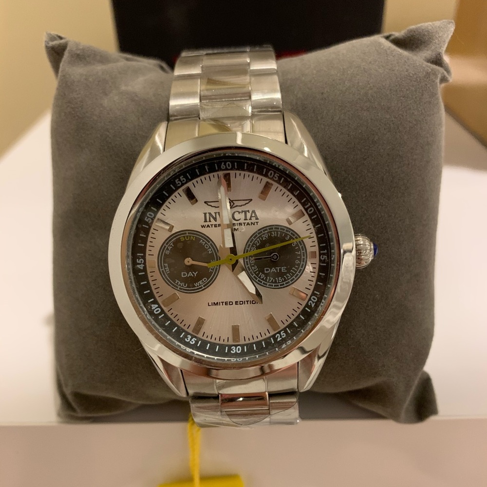 Invicta Signature II Collection Style #14706 Watch